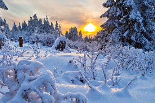 西嶺雪山美景